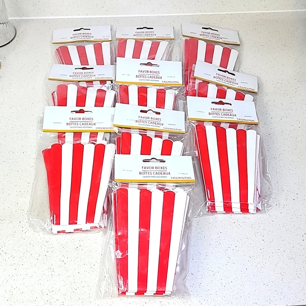 Popcorn Box Favors. 10 Packs with 5 bags per pack. NEW in original pack.